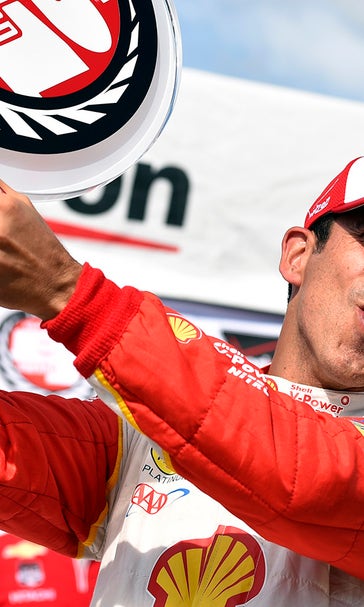 IndyCar: Castroneves claims pole position at Pocono